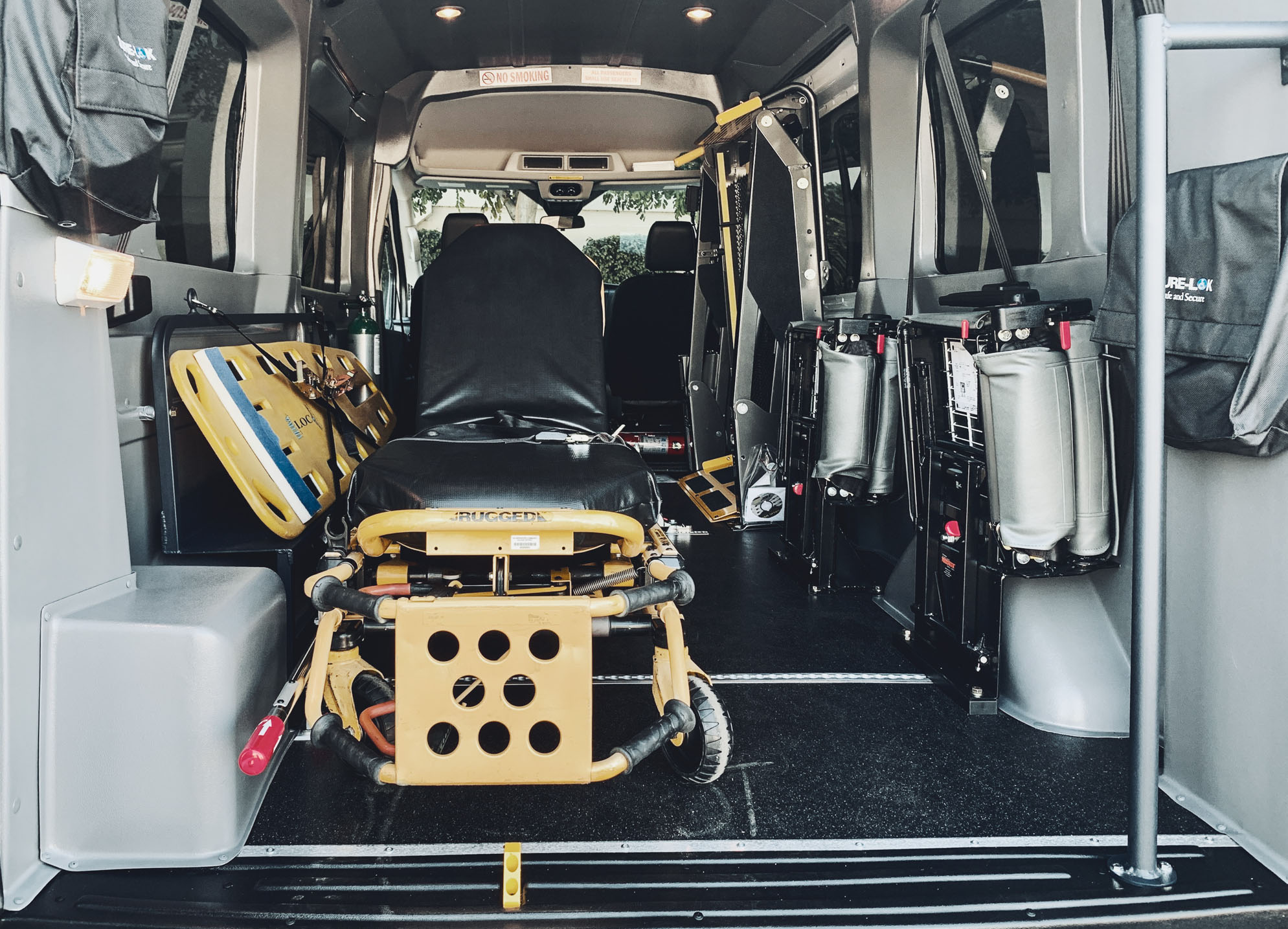 Gurney Transportation Services In Los Angeles Ride With Us